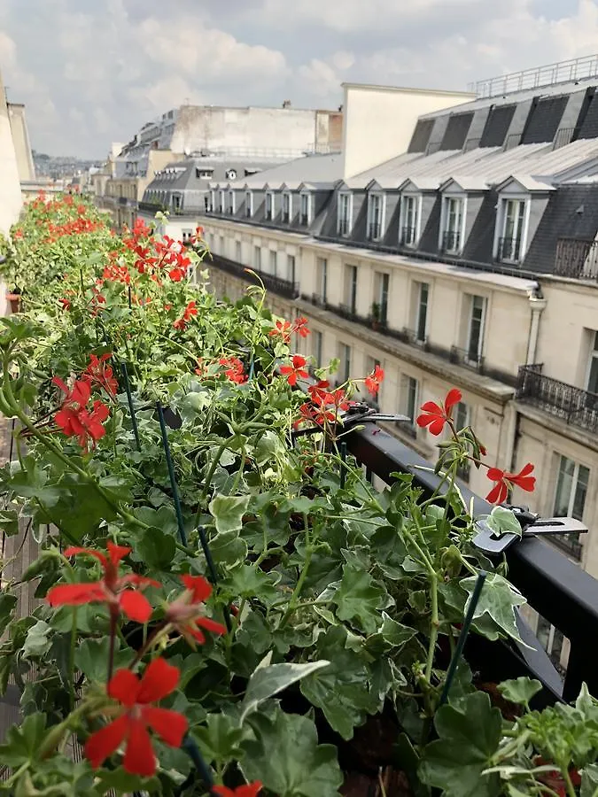 **  Peletier Haussmann Opera Hotel Paris France